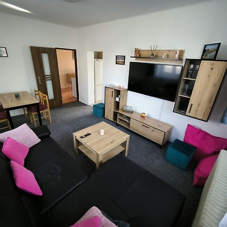 Apartman U Potoka Kestrany Exteriör bild
